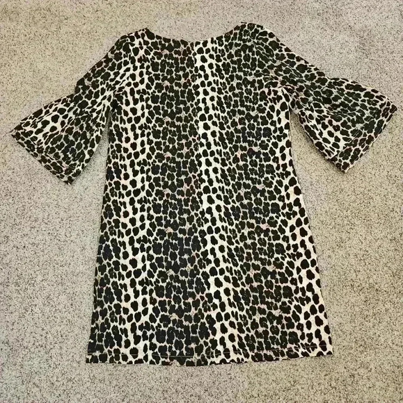 Belongsci Leopard V-Neck Mini Dress w/ Bell 3/4 Length Sleeves, Size… - Picture 5 of 5